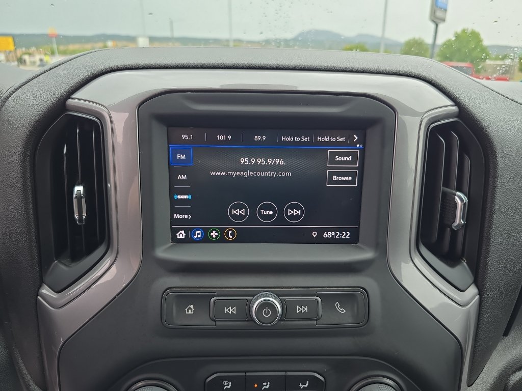 Used 2022 Chevrolet Silverado 1500 Custom w/ Safety Confidence Package AWD/4WD image 15