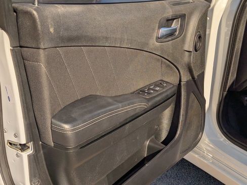 Used 2023 Dodge Charger SXT w/ Blacktop Package image 14