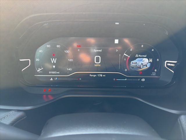 Used 2023 GMC Yukon XL Denali AWD/4WD image 21