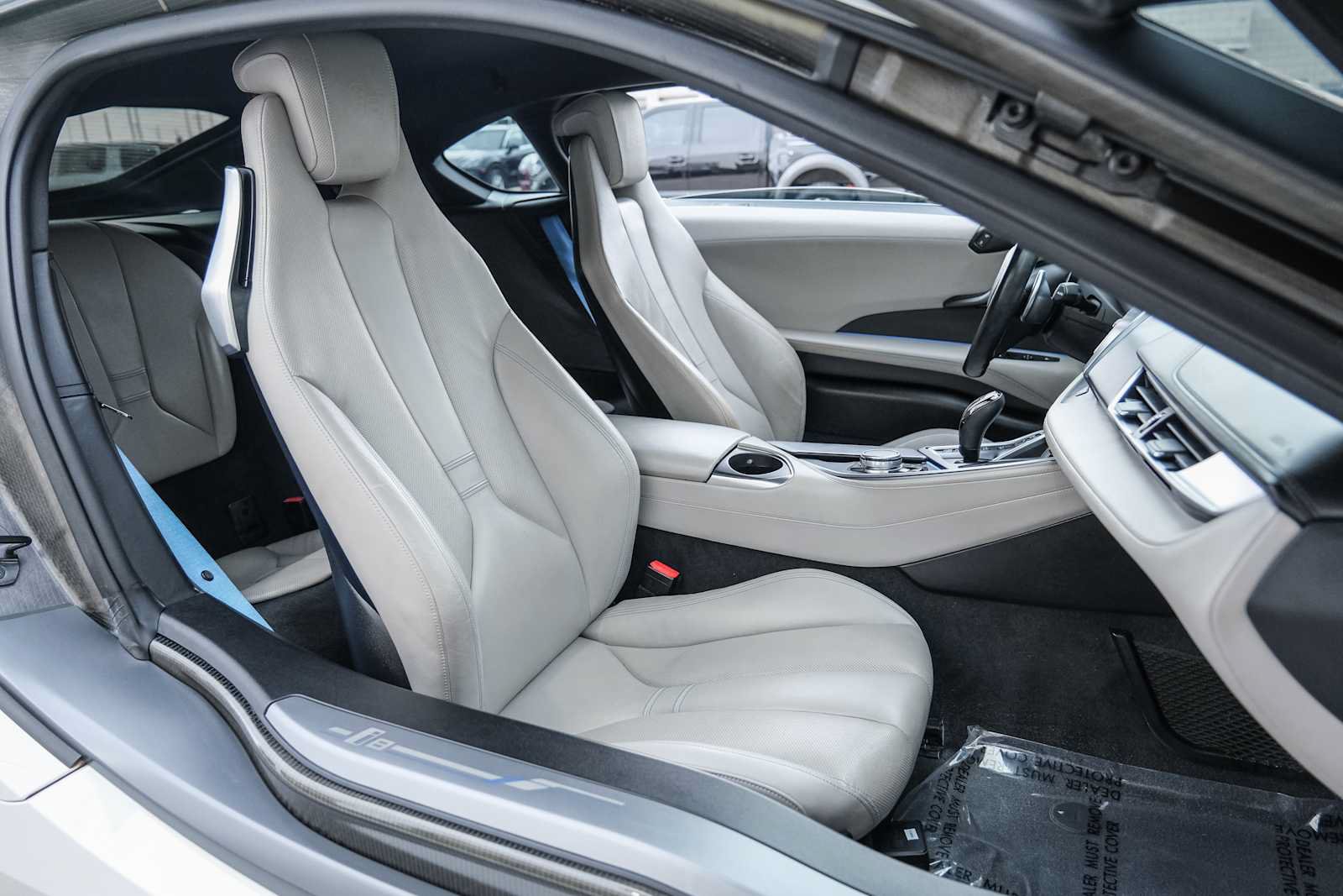 Used 2015 BMW i8 AWD/4WD image 25
