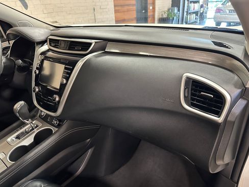 Used 2017 Nissan Murano SL AWD/4WD image 19