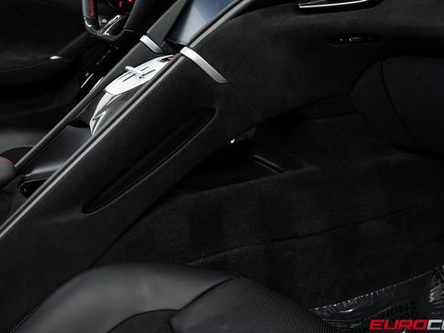 Used 2026 Ferrari Roma Spider RWD image 38