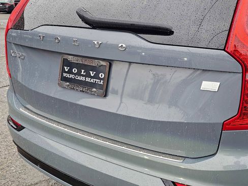 Used 2023 Volvo XC90 T8 Plus image 18