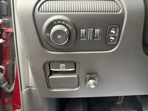 Used 2022 Jeep Wagoneer Series II w/ Premium Group I image 19