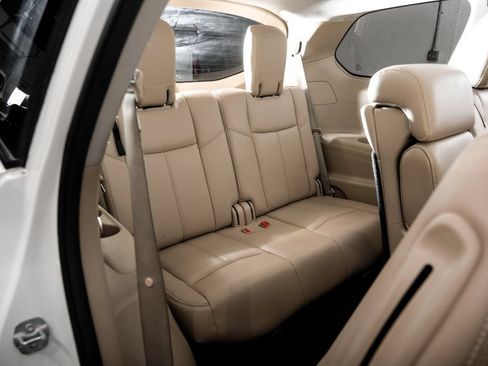 Used 2017 Nissan Pathfinder SL FWD image 48