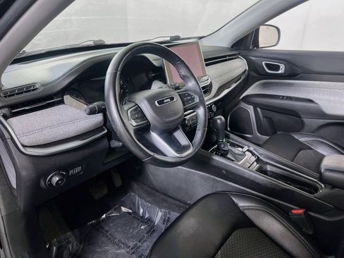 Used 2022 Jeep Compass Latitude w/ Convenience Group AWD/4WD image 9