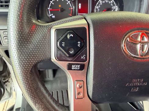 Used 2021 Toyota 4Runner SR5 AWD/4WD image 20