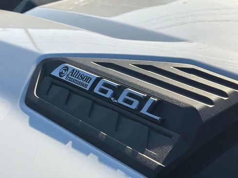 Used 2024 Chevrolet Silverado 2500 Custom w/ Custom Value Package image 17