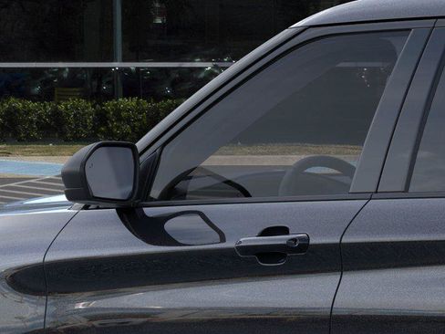 New 2026 Ford Explorer Active RWD image 20