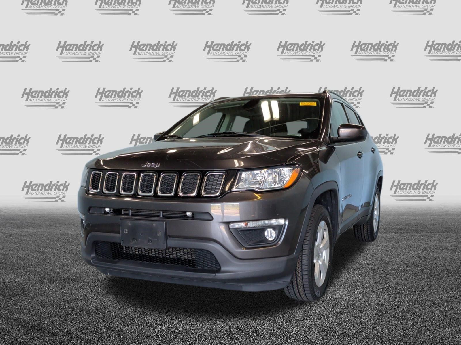 Used 2019 Jeep Compass Latitude w/ Cold Weather Group AWD/4WD image 7