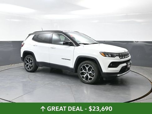 Used 2025 Jeep Compass Limited AWD/4WD image 5