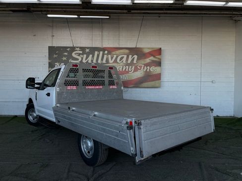 Used 2017 Ford F250 XL image 5