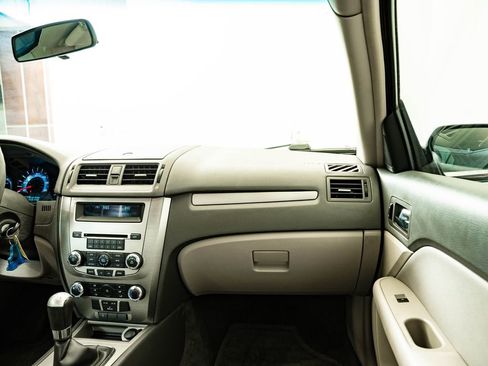 Used 2010 Ford Fusion SE FWD image 43