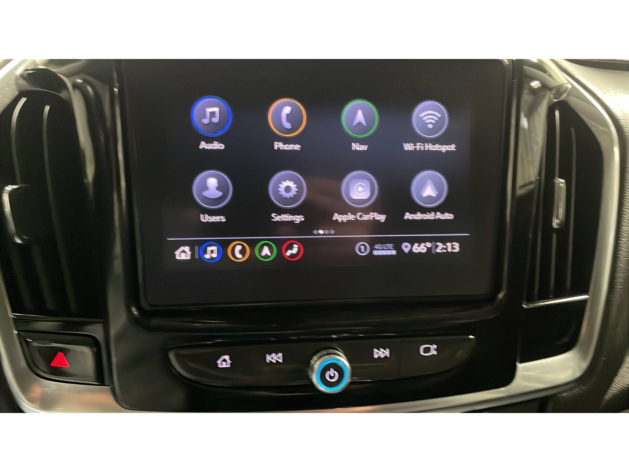 Used 2021 Chevrolet Traverse LT w/ LT Premium Package AWD/4WD image 13