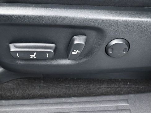 Used 2023 Toyota 4Runner Limited image 12