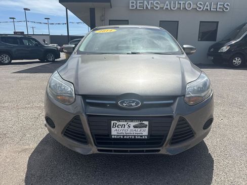 Used 2014 Ford Focus SE FWD image 3