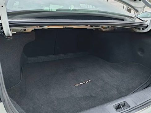 Used 2024 Nissan Sentra SV image 24