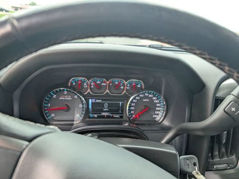 Used 2018 Chevrolet Silverado 1500 LT w/ All Star Edition AWD/4WD image 20