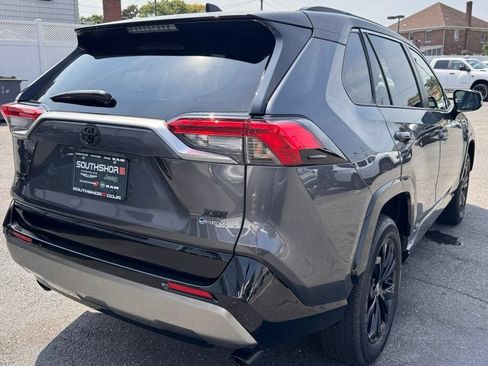 Used 2025 Toyota RAV4 XSE w/ Advanced Technology Package AWD/4WD image 8