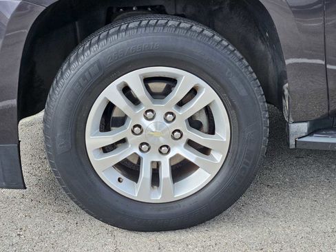 Used 2016 Chevrolet Tahoe LT image 9