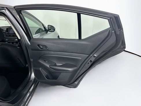 Used 2024 Nissan Altima 2.5 SV image 27