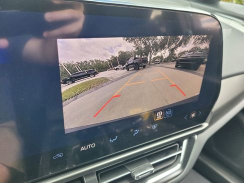 New 2026 Chevrolet Equinox EV LT image 36