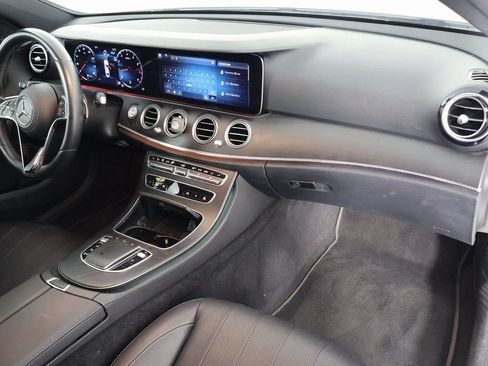 Used 2022 Mercedes-Benz E 350 Sedan image 8