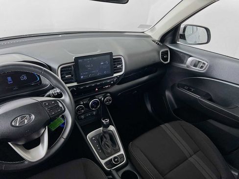 Certified 2023 Hyundai Venue SEL image 22
