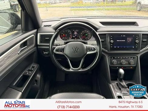 Used 2020 Volkswagen Atlas Cross Sport SE FWD image 25