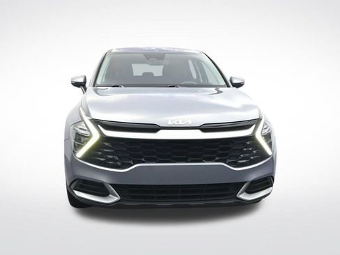 Used 2023 Kia Sportage EX FWD image 2