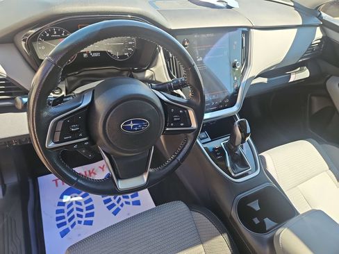 Used 2022 Subaru Outback Premium AWD/4WD image 13