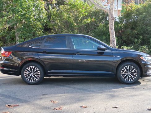 Used 2019 Volkswagen Jetta SEL image 6