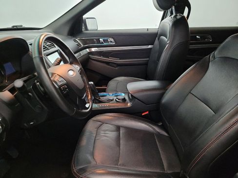 Used 2016 Ford Explorer Sport w/ Equipment Group 401A AWD/4WD image 17