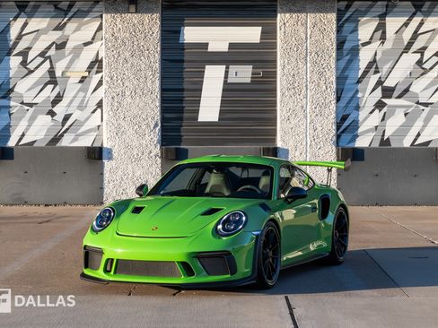Used 2019 Porsche 911 GT3 RS image 6