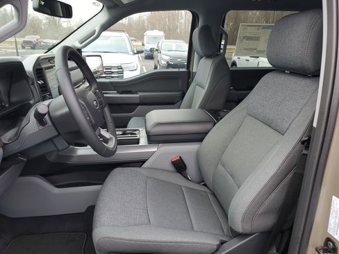 New 2026 Ford F150 XLT w/ Equipment Group 302A MID image 15