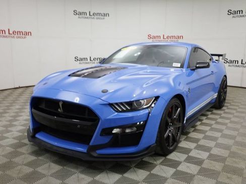 Used 2022 Ford Mustang Shelby GT500 w/ Carbon Fiber Track Pack RWD image 5
