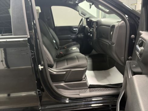 Used 2023 Chevrolet Silverado 1500 Custom image 31