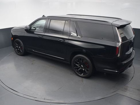 Used 2023 Cadillac Escalade ESV Sport w/ LPO, ONYX Package AWD/4WD image 44