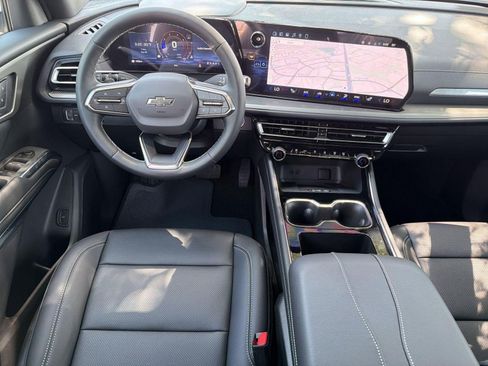 New 2026 Chevrolet Traverse LT w/ Midnight/Sport Edition FWD image 28