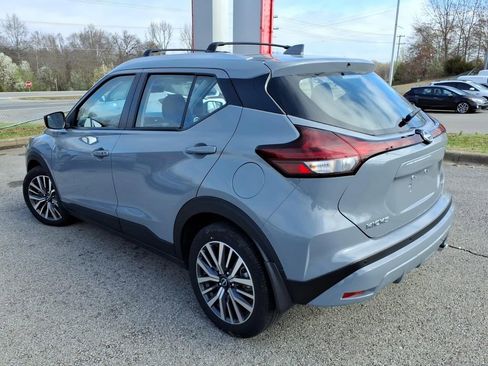Certified 2024 Nissan Kicks SV w/ Interior Electronics Package FWD image 16