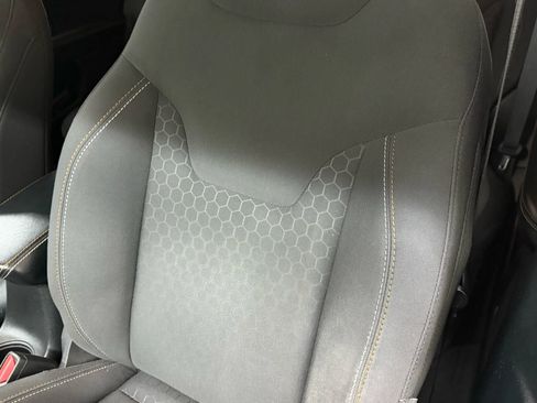 Used 2018 Jeep Compass Sport image 27