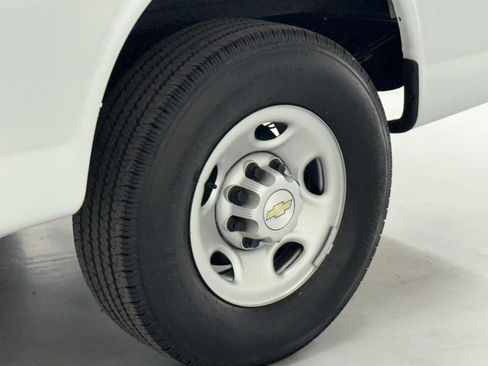 Used 2021 Chevrolet Express 2500 w/ Driver Convenience Package image 37