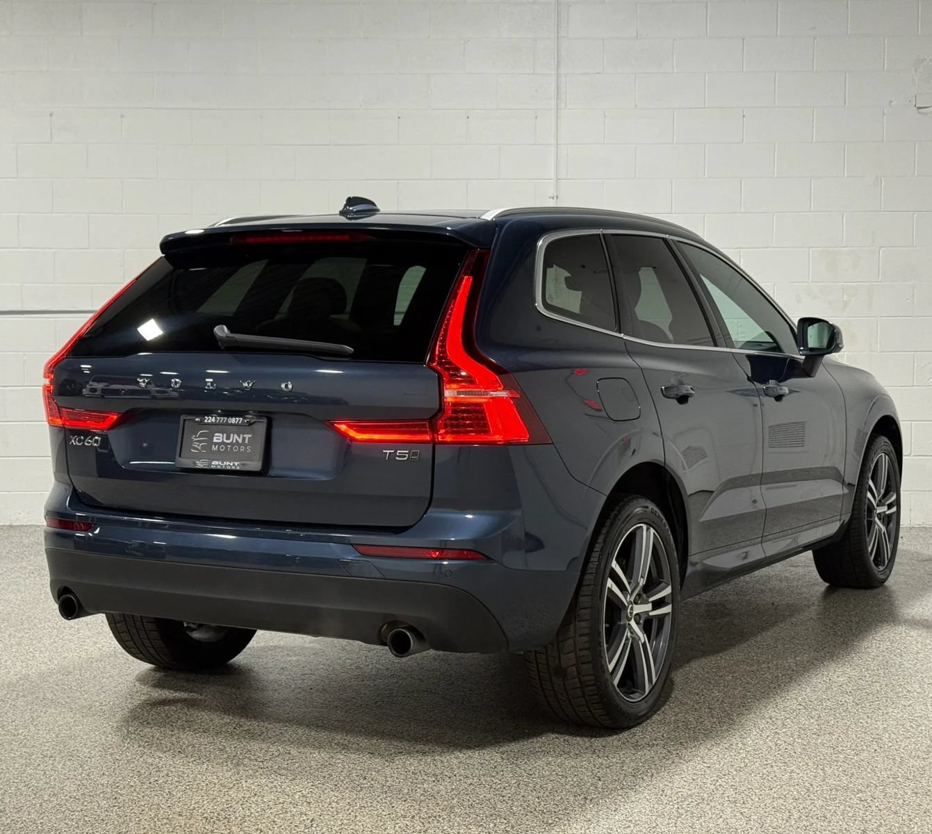 Used 2020 Volvo XC60 T5 Momentum AWD/4WD image 15