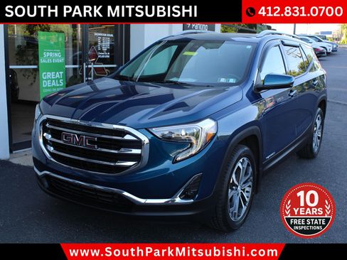 Used 2021 GMC Terrain SLT w/ Infotainment Package II AWD/4WD image 3