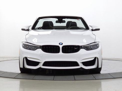 Used 2020 BMW M4 Convertible w/ Competition Package image 2