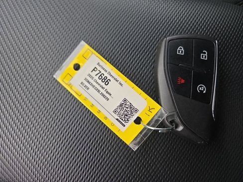Certified 2025 Chevrolet Equinox LT FWD image 24