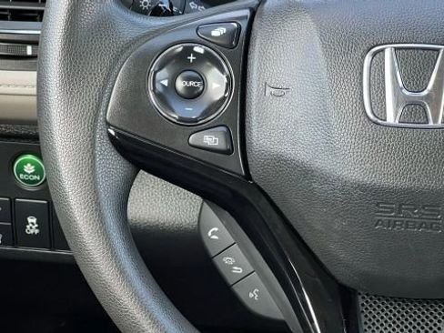 Used 2019 Honda HR-V EX image 79