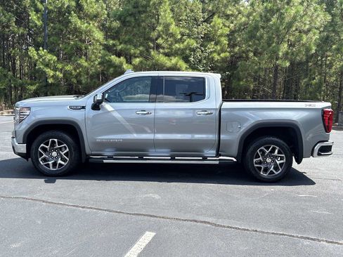 Used 2025 GMC Sierra 1500 SLT w/ SLT Premium Plus Package AWD/4WD image 21