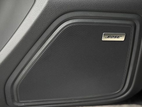 New 2026 Porsche Macan image 15