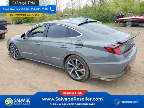 Used 2021 Hyundai Sonata SEL Plus w/ Tech Package FWD image 3